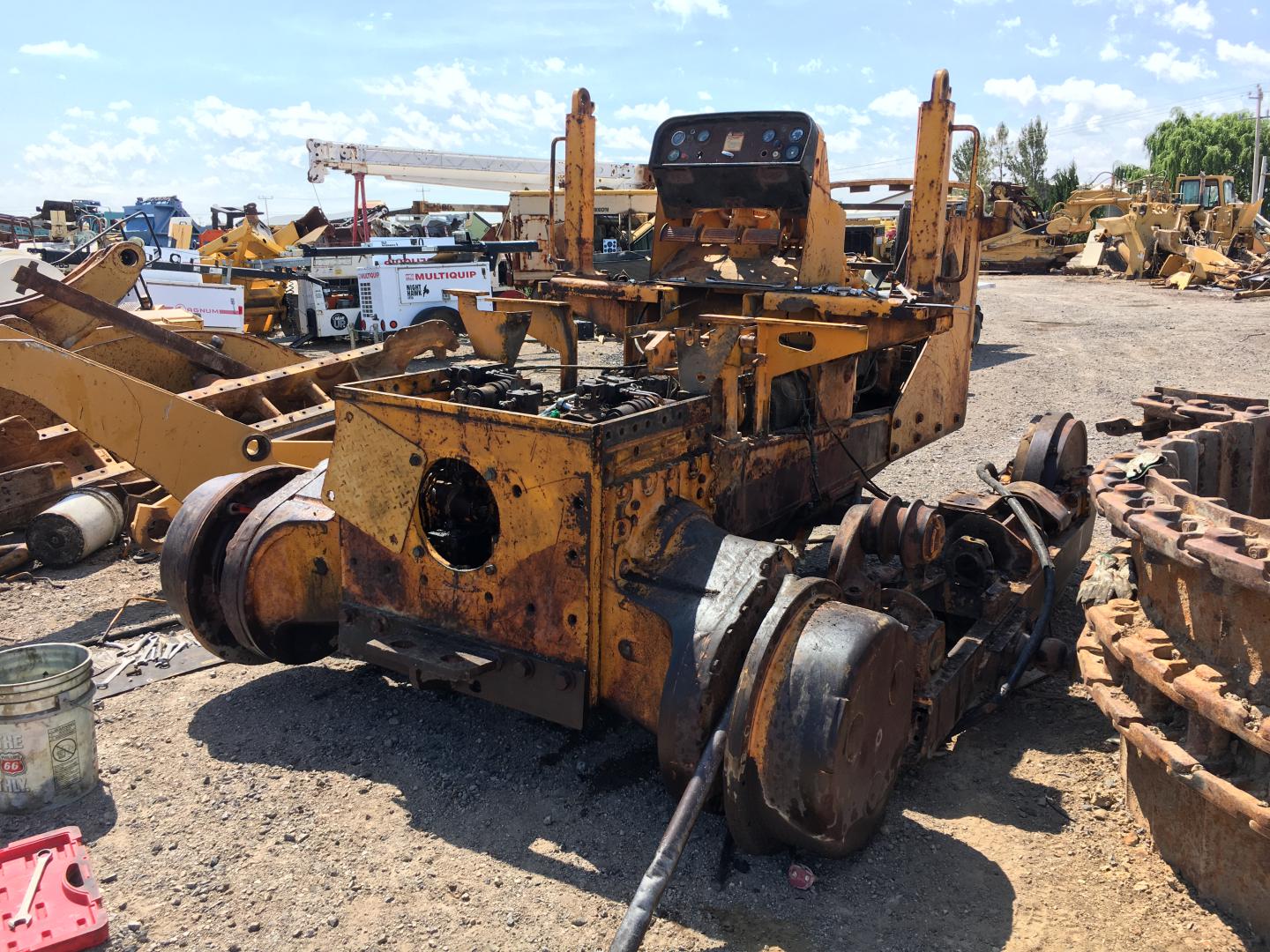 ./imagenes/INVOICE/2019/16773/TOPADOR FRONTAL JOHN DEERE 750D (4).JPG